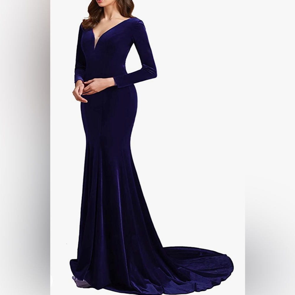 Dark navy velvet dress with train